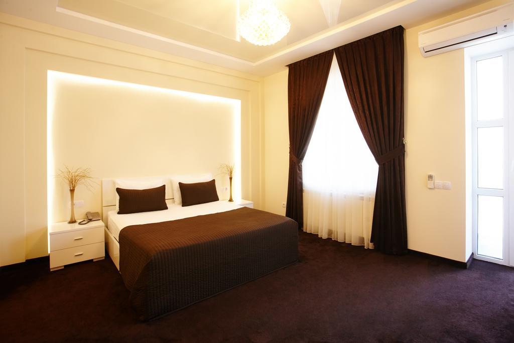 Ultra Central Park Apartments Chişinǎu Buitenkant foto