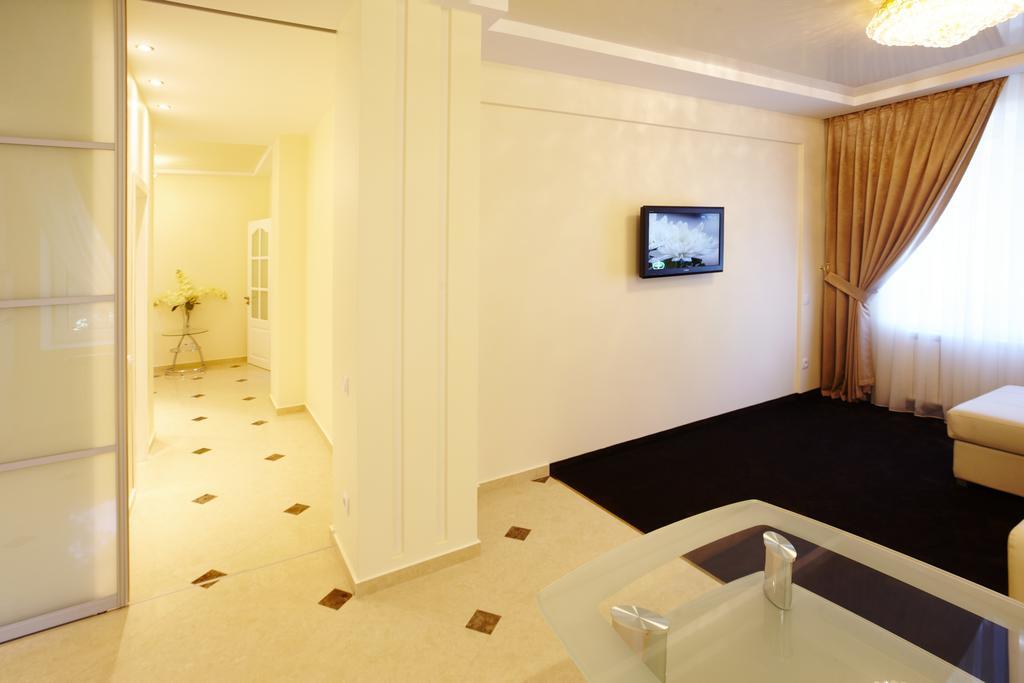 Ultra Central Park Apartments Chişinǎu Buitenkant foto